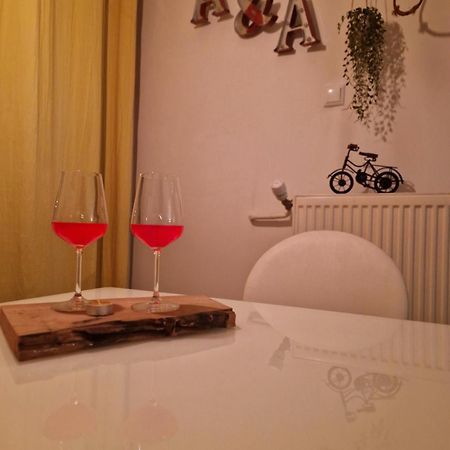Aaa Apartment Приштина Екстер'єр фото